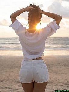 escort-115-227x300 Mersin Gülnar Escort Bayanlar Elit Yakışıklı Beyleri Çok Seviyor