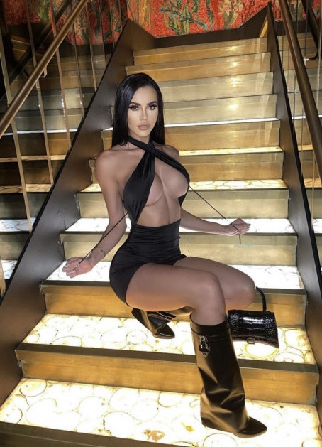 konyaescortayla-2 Konya Escort Ayla 24 Yaşında 1.67 Boyunda 58 Kiloyum
