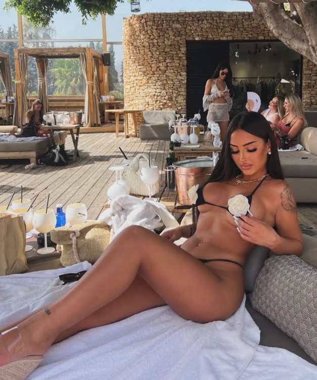 konyaescortbade-2 Konya Escort Bade Eve Otele Rezidansa Aparta Gelirim